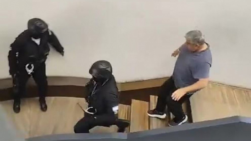 (0)