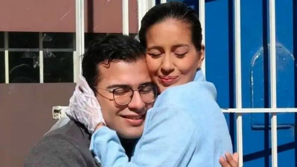 (317698)