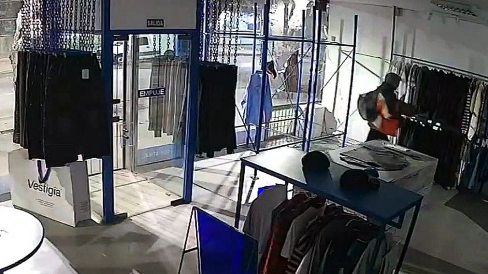 (0)
