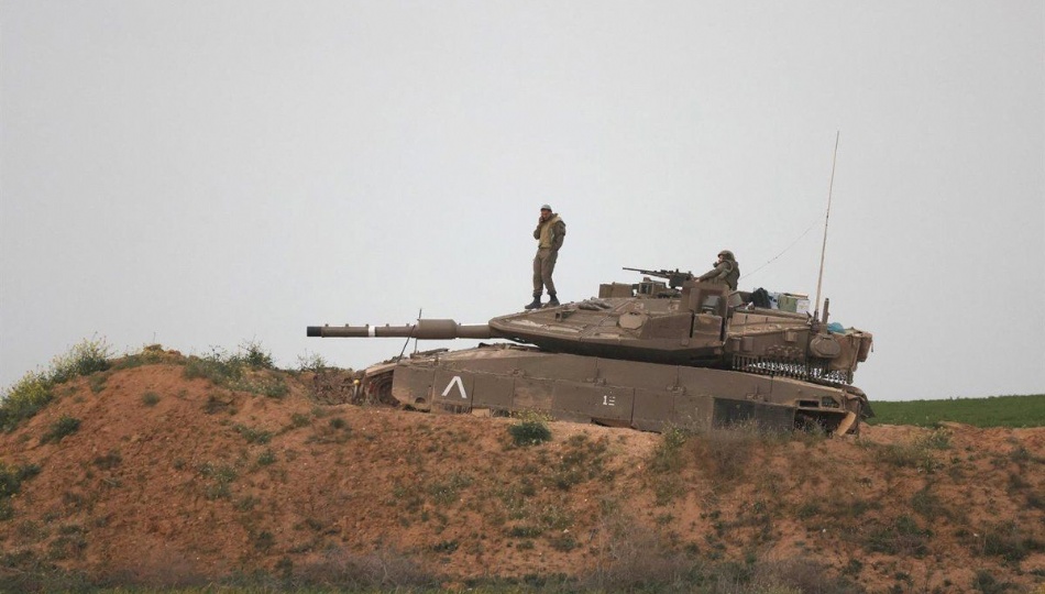 (33853)